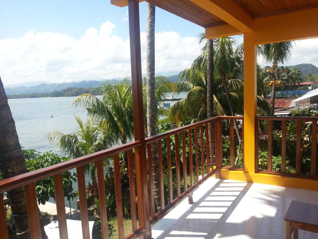 Casa Nostra Hotel Livingston Exterior photo